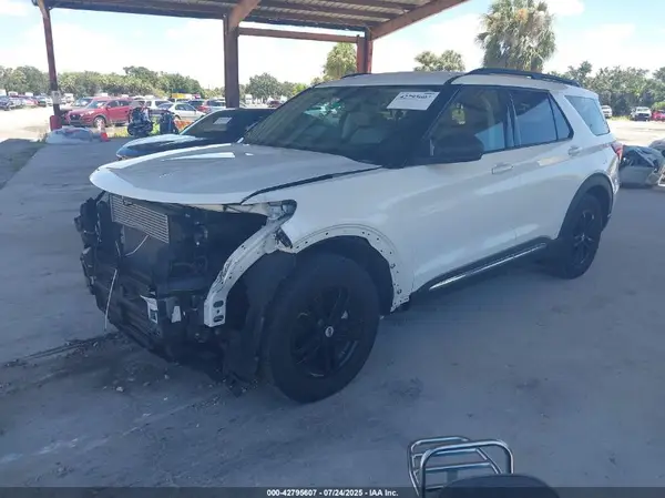 1FMSK7DH5MGA56942 2021 FORD EXPLORER - Image 2