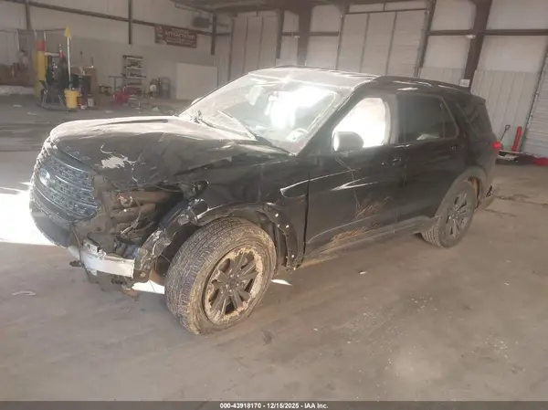 1FMSK7DH5MGA77824 2021 FORD EXPLORER - Image 2