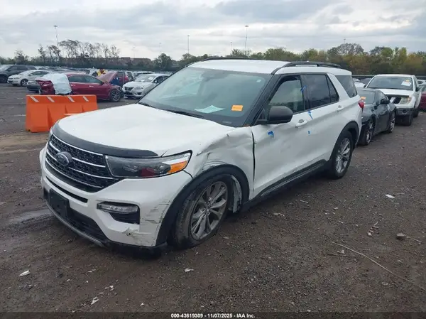 1FMSK7DH5MGB11387 2021 FORD EXPLORER - Image 2