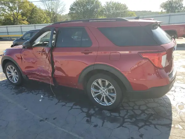 1FMSK7DH5MGB40002 2021 FORD EXPLORER - Image 2