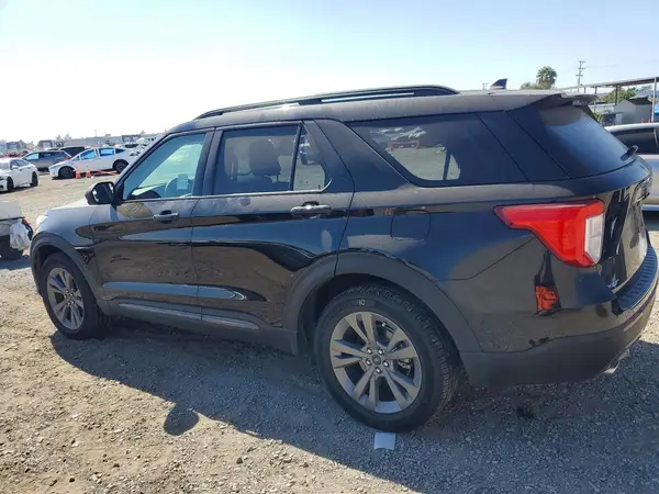 1FMSK7DH5MGC09061 2021 FORD EXPLORER - Image 2