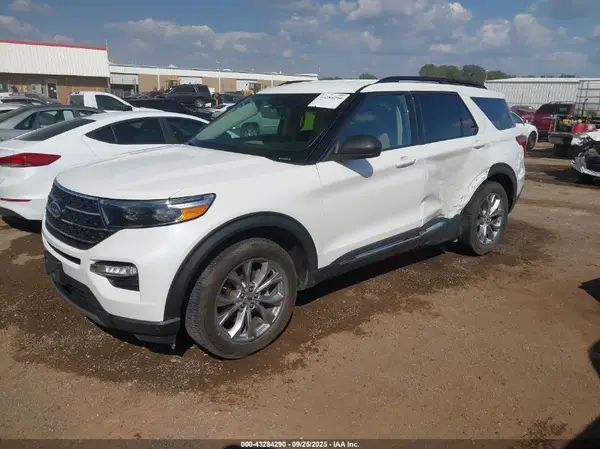 1FMSK7DH5NGA33159 2022 FORD EXPLORER - Image 2