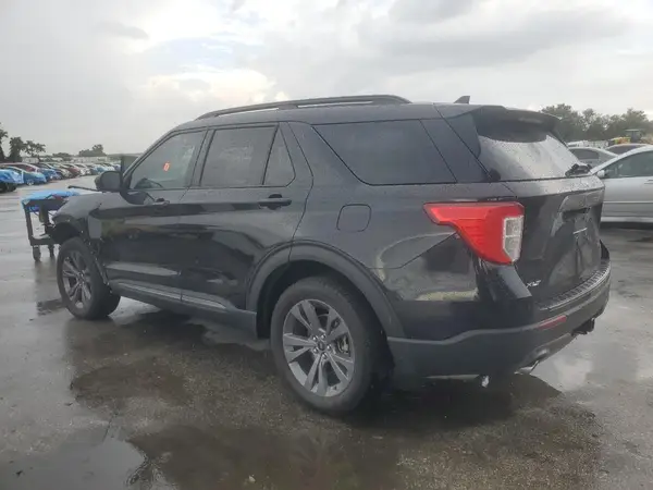 1FMSK7DH5NGA75119 2022 FORD EXPLORER - Image 2