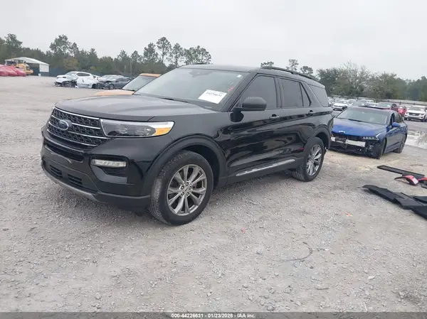 1FMSK7DH5NGA83656 2022 FORD EXPLORER - Image 2
