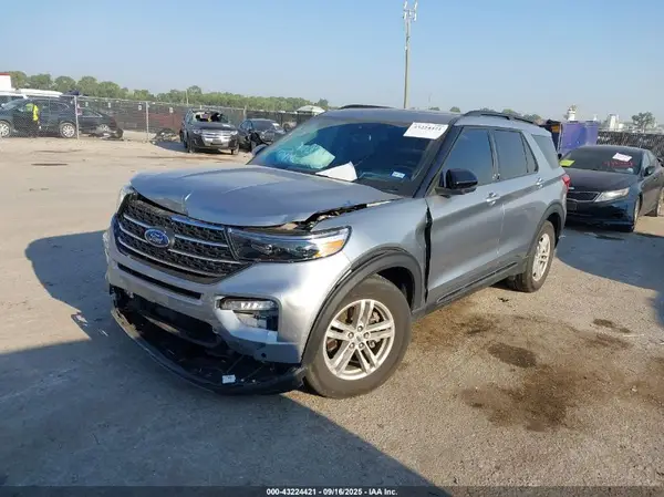 1FMSK7DH5NGB98404 2022 FORD EXPLORER - Image 2