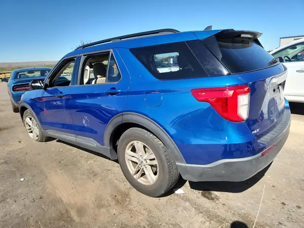 1FMSK7DH5NGC33331 2022 FORD EXPLORER - Image 2