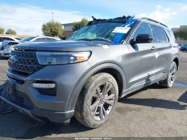 1FMSK7DH5NGC46970 2022 FORD EXPLORER - Image 2