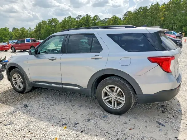 1FMSK7DH5PGA52149 2023 FORD EXPLORER - Image 2