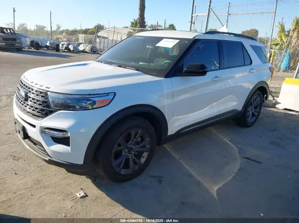 1FMSK7DH5PGB07702 2023 FORD EXPLORER - Image 2