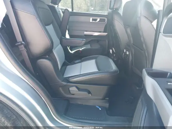 1FMSK7DH5PGB88944 2023 FORD EXPLORER - Image 8