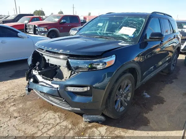 1FMSK7DH5PGB89415 2023 FORD EXPLORER - Image 2