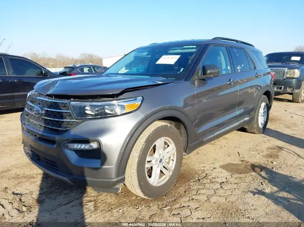 1FMSK7DH5RGA02533 2024 FORD EXPLORER - Image 2