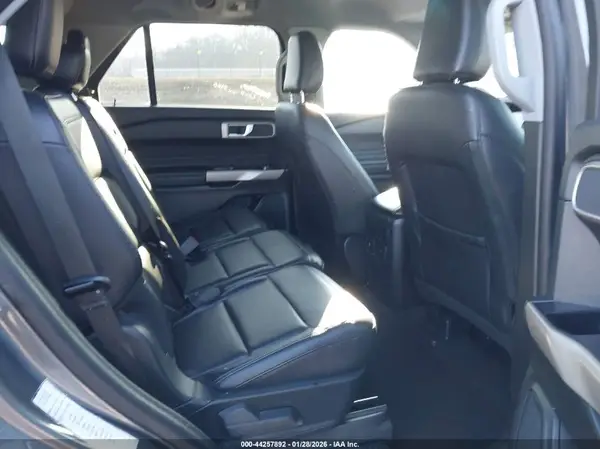 1FMSK7DH5RGA02533 2024 FORD EXPLORER - Image 8