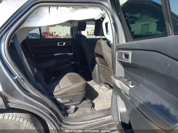 1FMSK7DH5RGA08977 2024 FORD EXPLORER - Image 8
