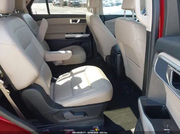 1FMSK7DH5RGA16433 2024 FORD EXPLORER - Image 8