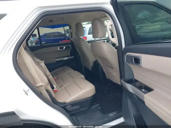 1FMSK7DH5RGA28856 2024 FORD EXPLORER - Image 8