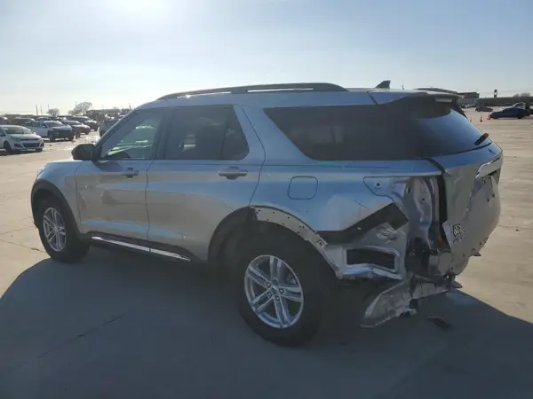 1FMSK7DH5RGA42434 2024 FORD EXPLORER - Image 2