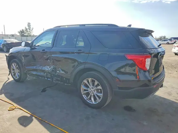 1FMSK7DH5RGA64918 2024 FORD EXPLORER - Image 2
