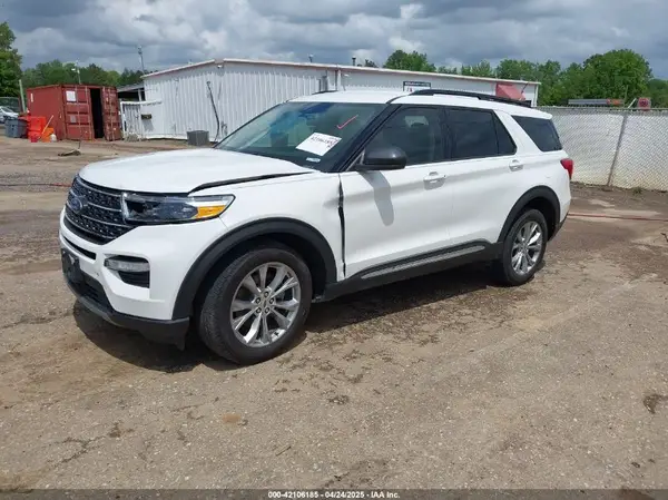 1FMSK7DH5RGA84098 2024 FORD EXPLORER - Image 2