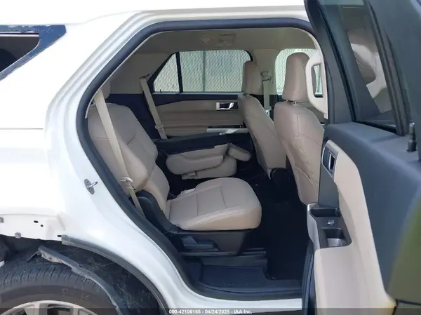 1FMSK7DH5RGA84098 2024 FORD EXPLORER - Image 8