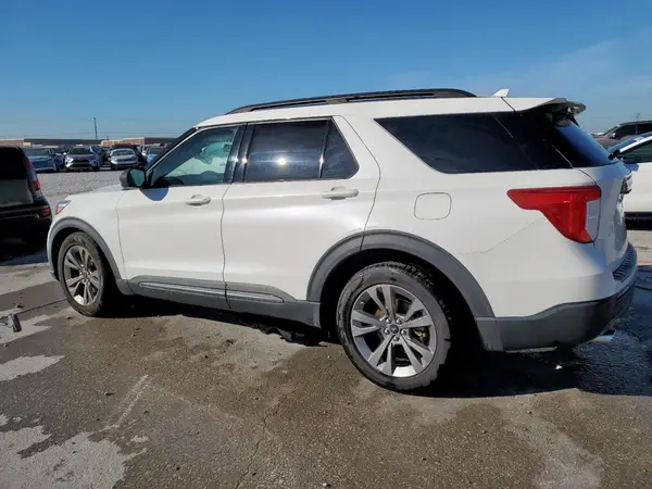1FMSK7DH6MGB16016 2021 FORD EXPLORER - Image 2