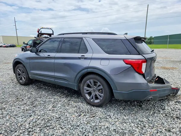 1FMSK7DH6MGC26676 2021 FORD EXPLORER - Image 2