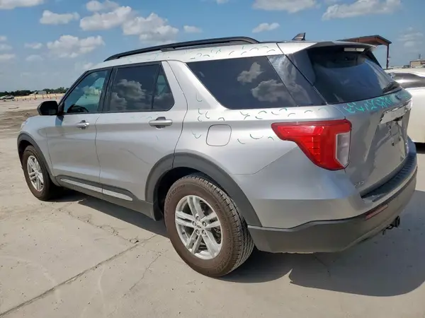 1FMSK7DH6MGC37922 2021 FORD EXPLORER - Image 2