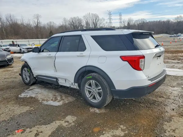 1FMSK7DH6MGC45082 2021 FORD EXPLORER - Image 2