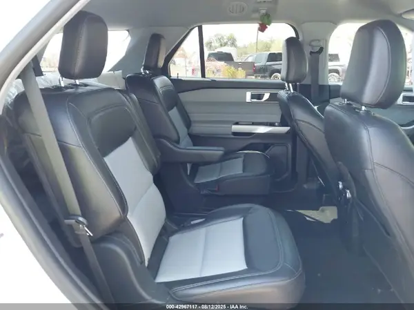 1FMSK7DH6NGA01031 2022 FORD EXPLORER - Image 8