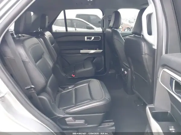 1FMSK7DH6NGA04947 2022 FORD EXPLORER - Image 8