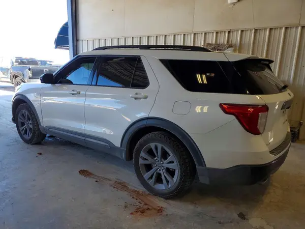 1FMSK7DH6NGA11025 2022 FORD EXPLORER - Image 2