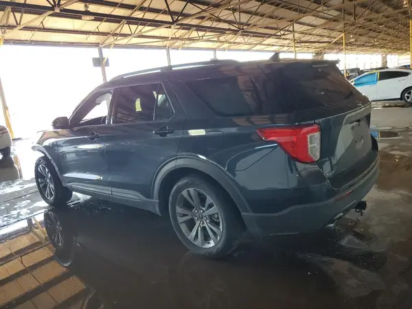 1FMSK7DH6NGA17052 2022 FORD EXPLORER - Image 2