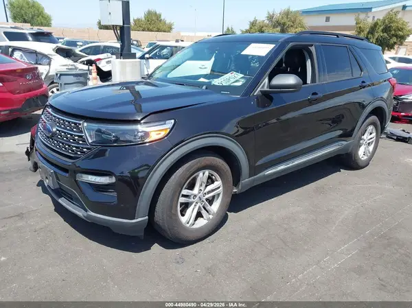 1FMSK7DH6NGA62525 2022 FORD EXPLORER - Image 2