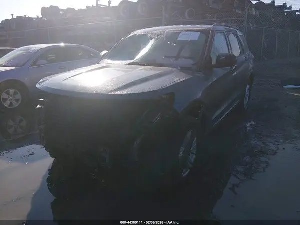 1FMSK7DH6NGA73590 2022 FORD EXPLORER - Image 2