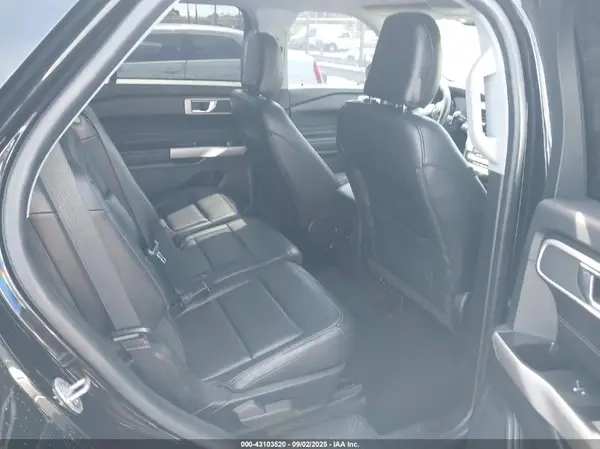 1FMSK7DH6NGA77445 2022 FORD EXPLORER - Image 8