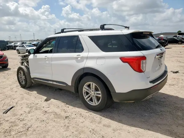 1FMSK7DH6NGB06149 2022 FORD EXPLORER - Image 2