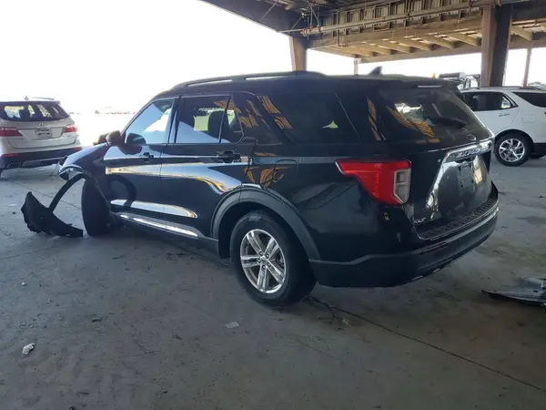 1FMSK7DH6NGB62415 2022 FORD EXPLORER - Image 2