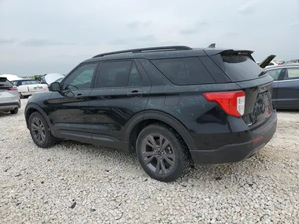 1FMSK7DH6NGB62558 2022 FORD EXPLORER - Image 2