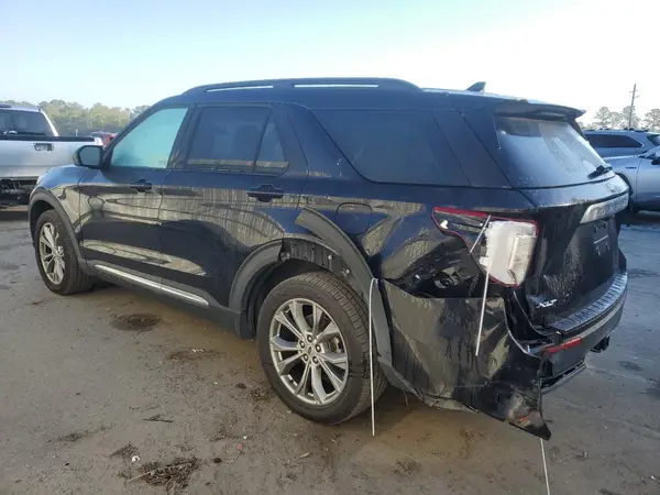 1FMSK7DH6NGB73172 2022 FORD EXPLORER - Image 2