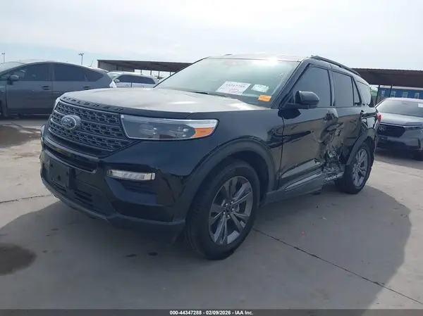 1FMSK7DH6NGC48579 2022 FORD EXPLORER - Image 2