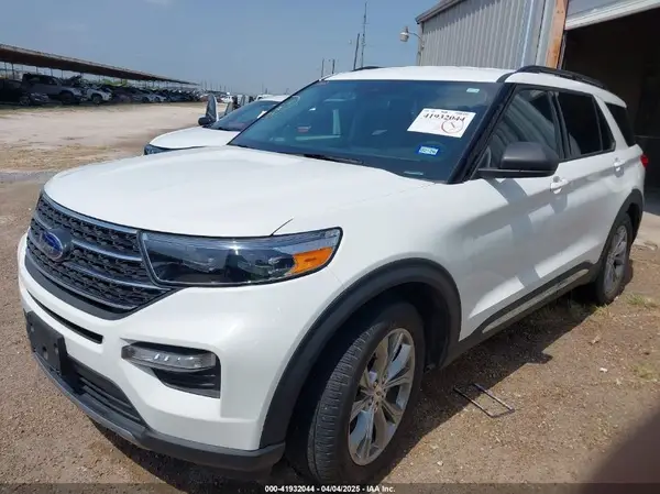 1FMSK7DH6NGC49022 2022 FORD EXPLORER - Image 2
