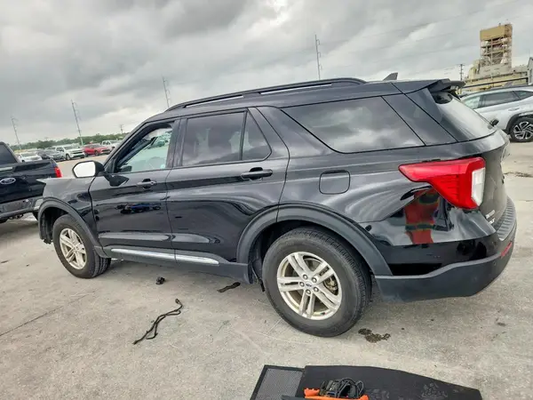 1FMSK7DH6PGA59577 2023 FORD EXPLORER - Image 2