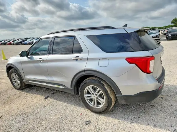 1FMSK7DH6PGC13172 2023 FORD EXPLORER - Image 2