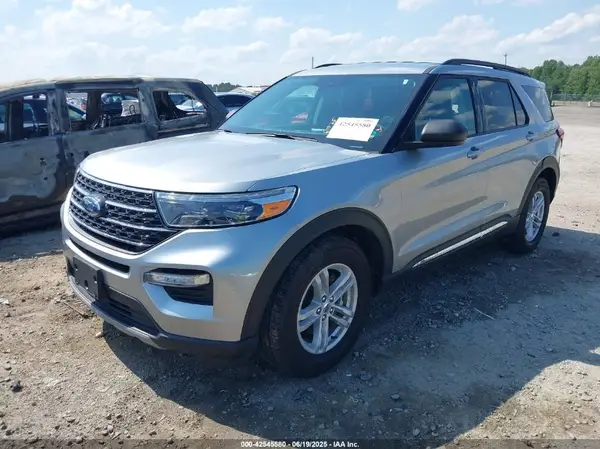 1FMSK7DH6PGC35396 2023 FORD EXPLORER - Image 2