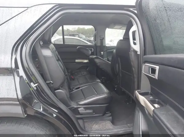 1FMSK7DH6RGA03934 2024 FORD EXPLORER - Image 8