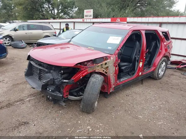 1FMSK7DH6RGA13881 2024 FORD EXPLORER - Image 2