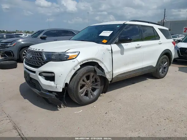 1FMSK7DH6RGA16201 2024 FORD EXPLORER - Image 2