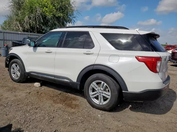 1FMSK7DH6RGA33550 2024 FORD EXPLORER - Image 2