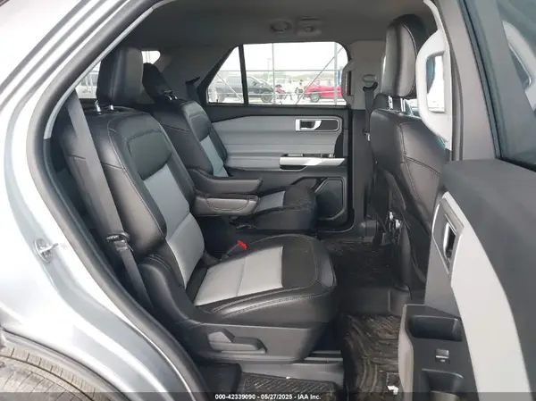 1FMSK7DH6RGA72848 2024 FORD EXPLORER - Image 8