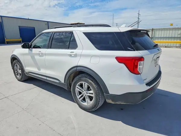 1FMSK7DH7LGB10868 2020 FORD EXPLORER - Image 2